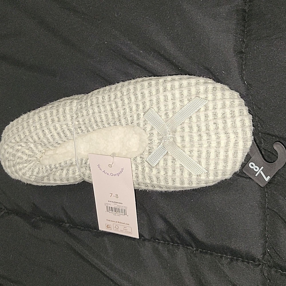 NWT slippers